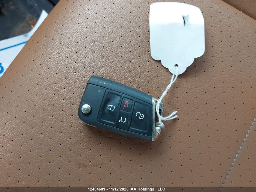 2018 Volkswagen Tiguan Comfortline VIN: 3VV2B7AX2JM013985 Lot: 12454681