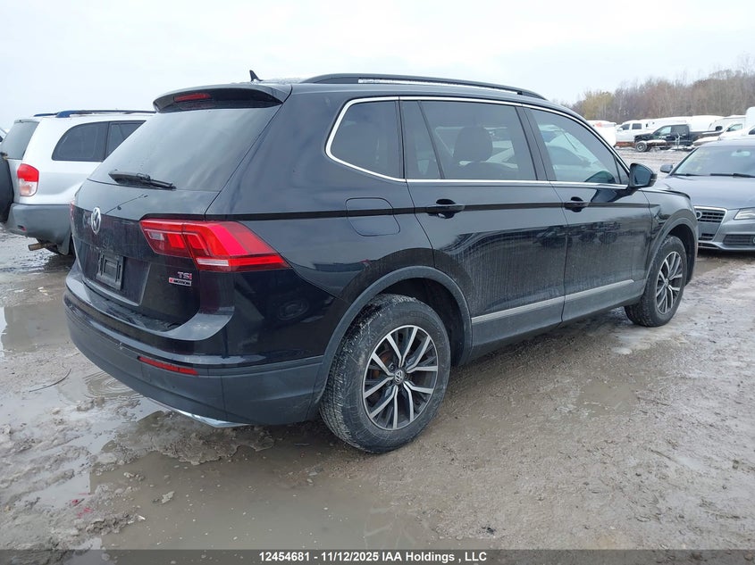 3VV2B7AX2JM013985 2018 VOLKSWAGEN TIGUAN photo no. 4