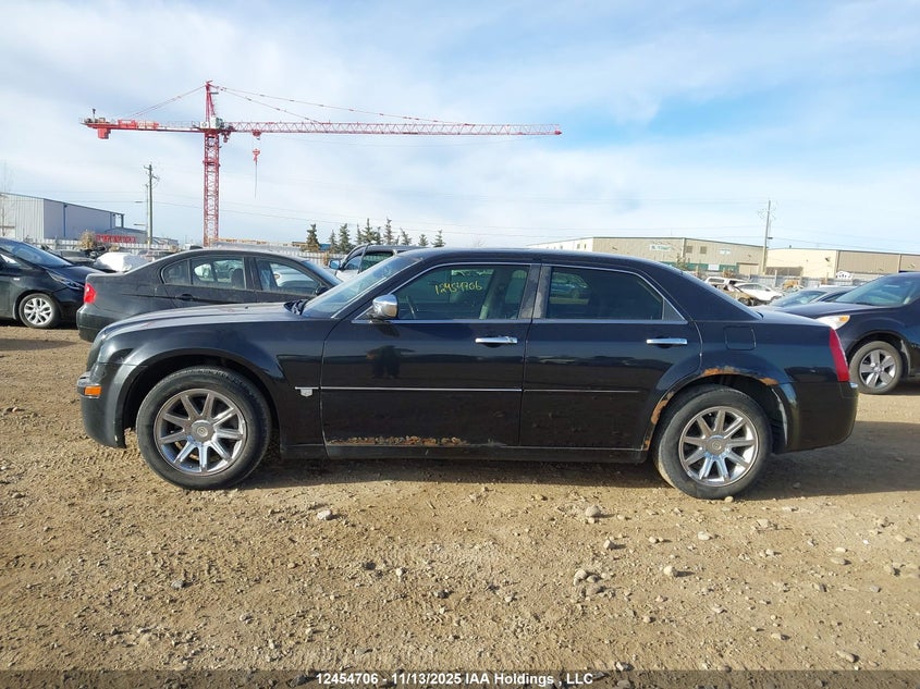 2007 Chrysler 300C VIN: 2C3KA63HX7H725853 Lot: 12454706