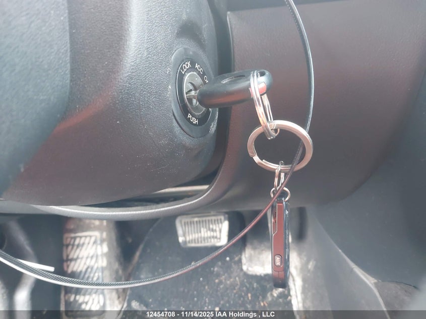 2011 Kia Soul 2.0L 2U/2.0L 4U/2.0L 4U Burner/2.0L 4U Luxury/2.0L 4U Retro/2.0L 4U Sx VIN: KNDJT2A29B7333959 Lot: 12454708