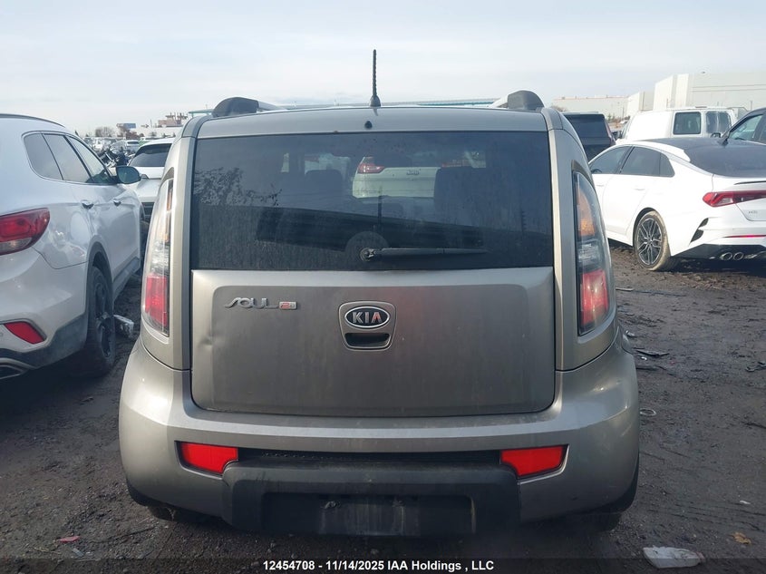 2011 Kia Soul 2.0L 2U/2.0L 4U/2.0L 4U Burner/2.0L 4U Luxury/2.0L 4U Retro/2.0L 4U Sx VIN: KNDJT2A29B7333959 Lot: 12454708