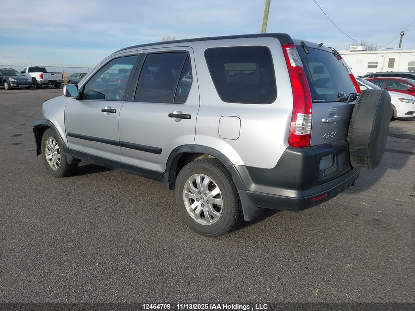 JHLRD78815C812852 2005 HONDA CR-V photo no. 3