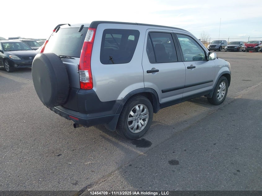 JHLRD78815C812852 2005 HONDA CR-V photo no. 4