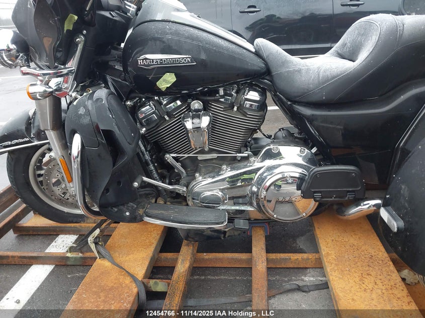 2021 Harley-Davidson Flhtcutg VIN: 5HD1MAF32MB850889 Lot: 12454766