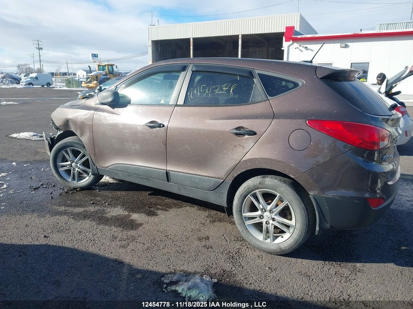2014 Hyundai Tucson Gl VIN: KM8JTCAF7EU868282 Lot: 12454778