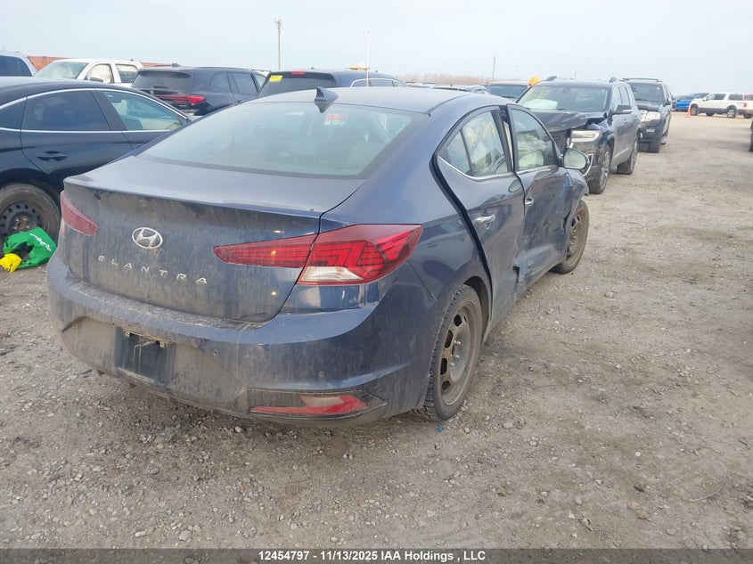 KMHD84LF0KU877340 2019 HYUNDAI ELANTRA photo no. 4