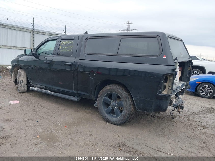 1C6RR7GG2KS687098 2019 RAM 1500 photo no. 3