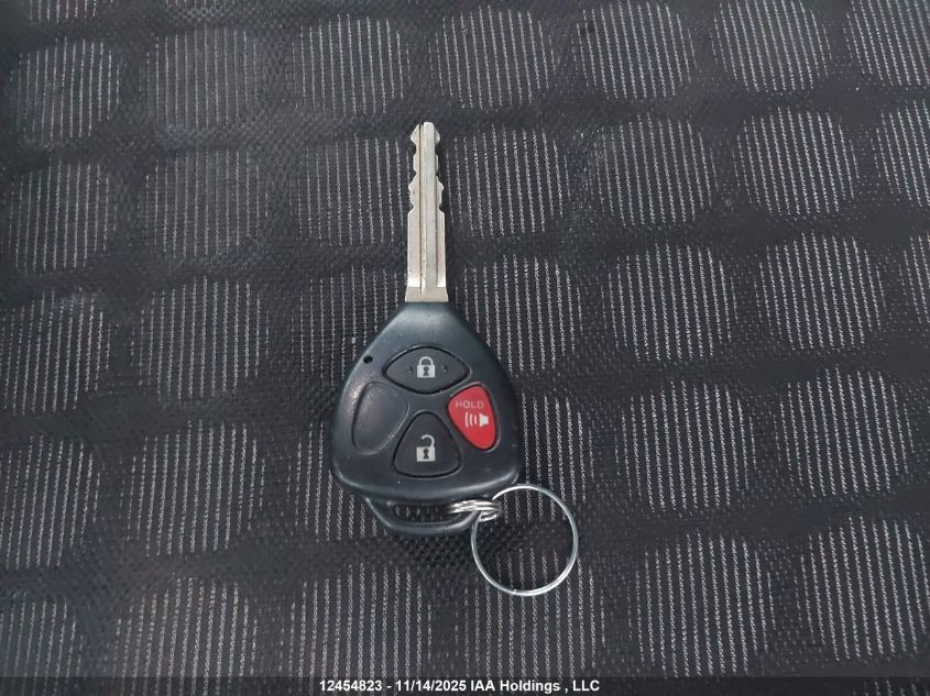 2012 Toyota Scion Iq VIN: JTNJJXB01CJ014085 Lot: 12454823