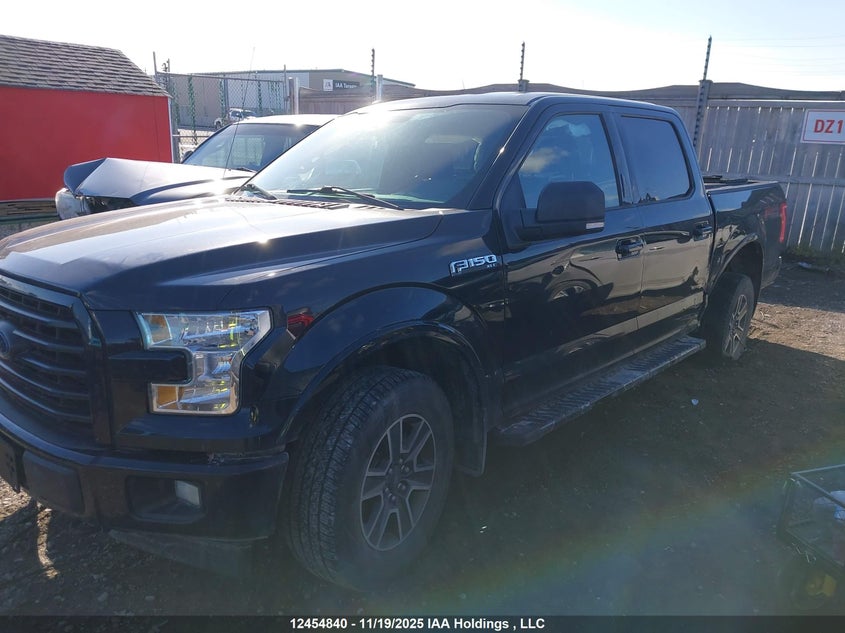 1FTEW1EFXHFA28548 2017 FORD F-150 photo no. 2