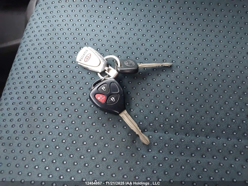 2007 Toyota Yaris VIN: JTDKT923275064954 Lot: 12454857