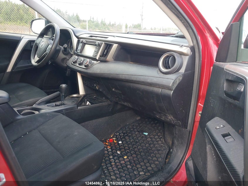 2T3ZFREV9FW138283 2015 TOYOTA RAV 4 photo no. 5