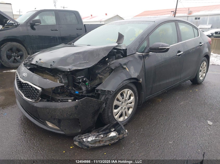 3KPFL4A86JE195401 2018 KIA FORTE photo no. 6