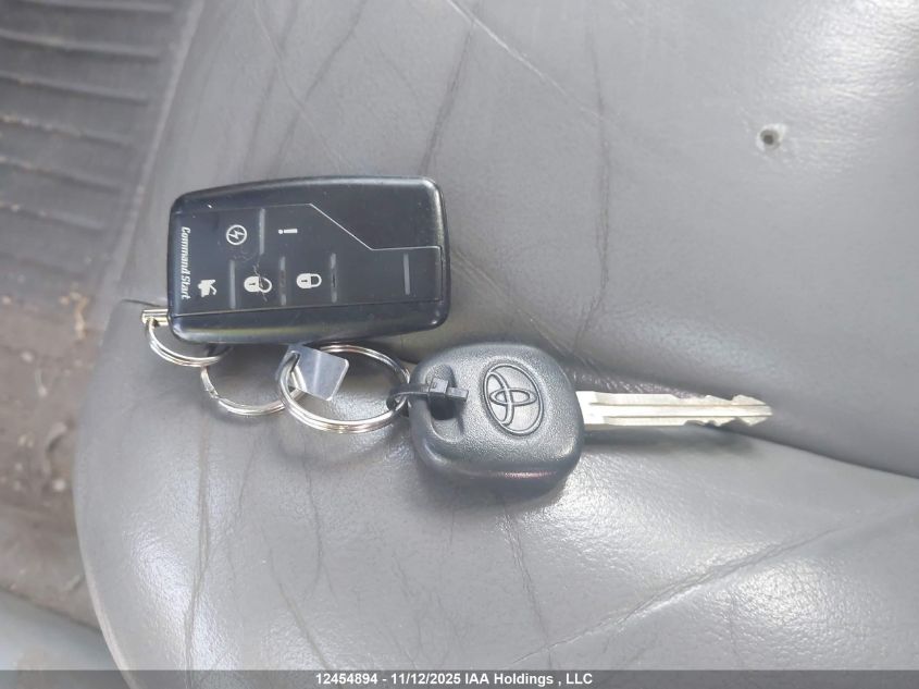 2004 Toyota Camry Le V6/Xle V6 VIN: 4T1BF30K34U071326 Lot: 12454894