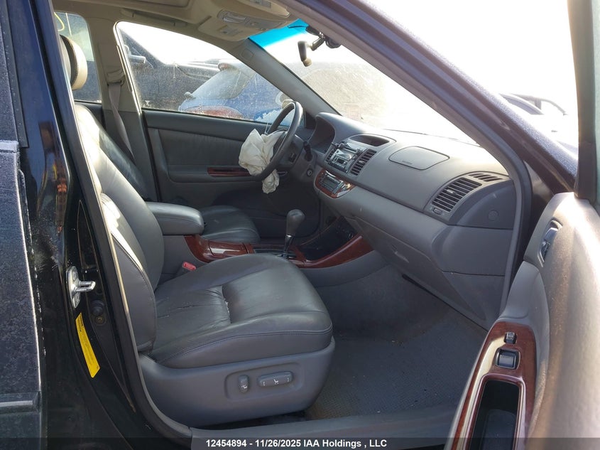4T1BF30K34U071326 2004 TOYOTA CAMRY photo no. 5