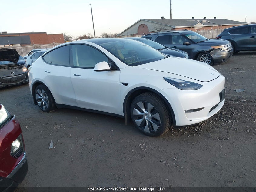 7SAYGAEE7PF745626 2023 TESLA MODEL Y photo no. 12
