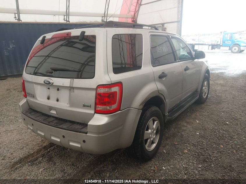 1FMCU9DG0CKB59425 2012 FORD ESCAPE photo no. 4