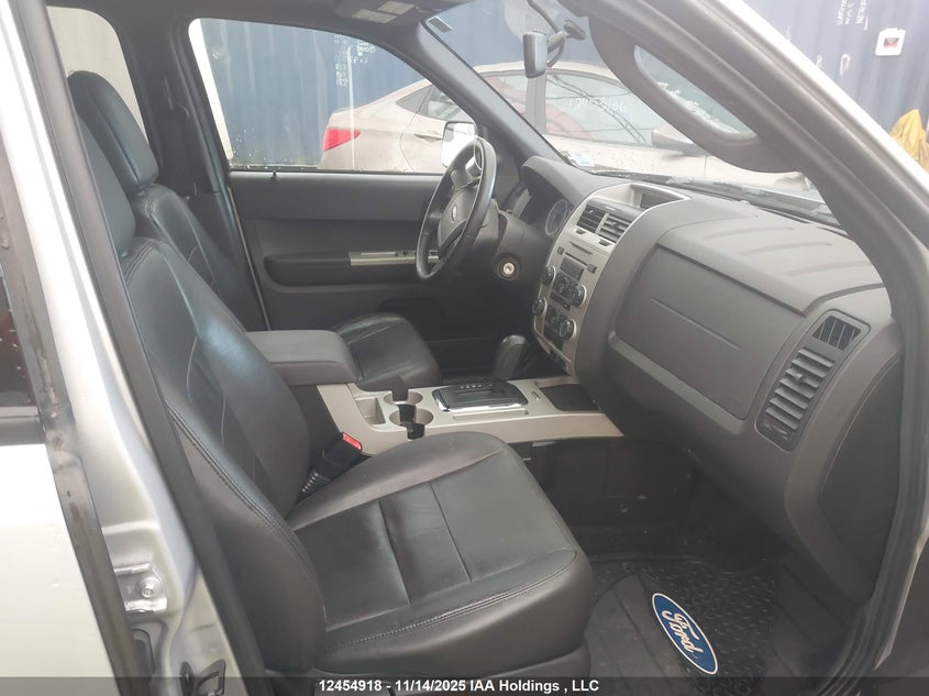 1FMCU9DG0CKB59425 2012 FORD ESCAPE photo no. 5