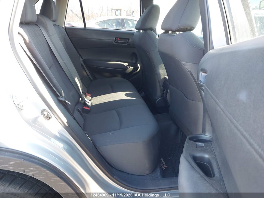 2022 Toyota Corolla Cross Le VIN: 7MUBAABG9NV002846 Lot: 12454969