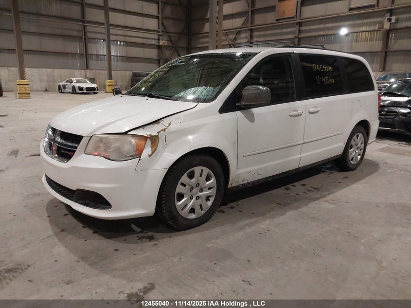 2C4RDGBG7ER405414 2014 DODGE CARAVAN photo no. 2