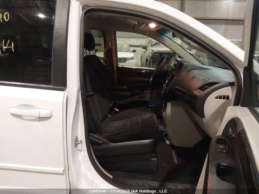 2C4RDGBG7ER405414 2014 DODGE CARAVAN photo no. 5