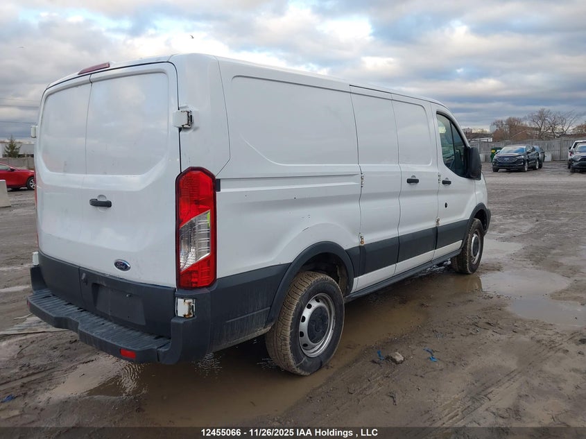 1FTYR1ZM5JKB48459 2018 FORD TRANSIT photo no. 4
