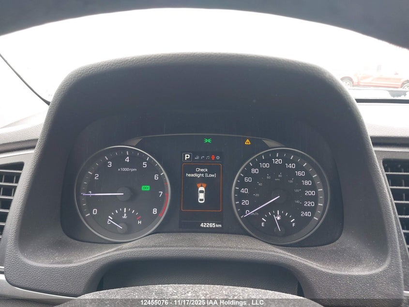 KMHD84LFXHU231733 2017 HYUNDAI ELANTRA photo no. 7