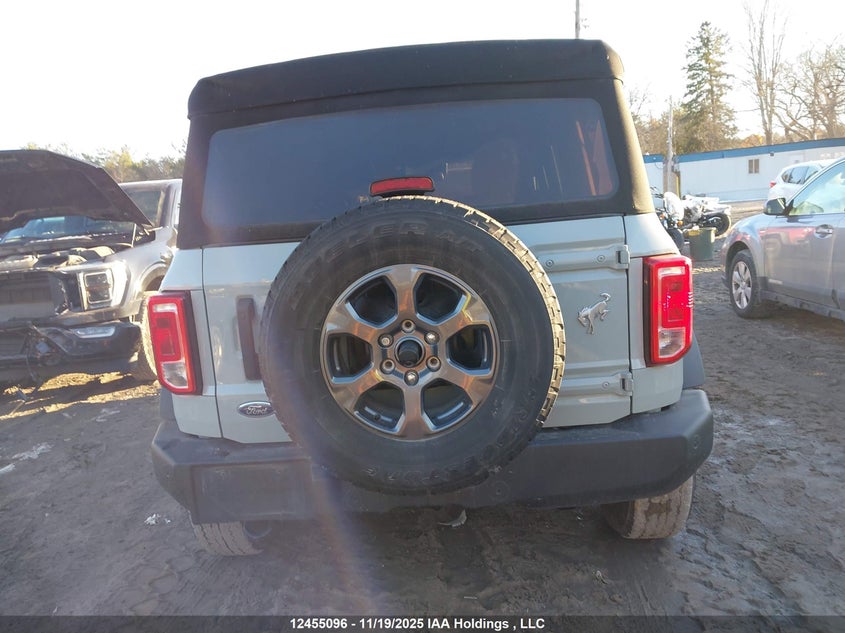 2022 Ford Bronco VIN: 1FMDE5BH7NLB36114 Lot: 12455096