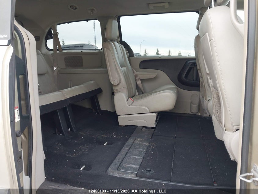 2C4RC1CG1CR118582 2012 CHRYSLER TOWN & COUNTRY photo no. 8