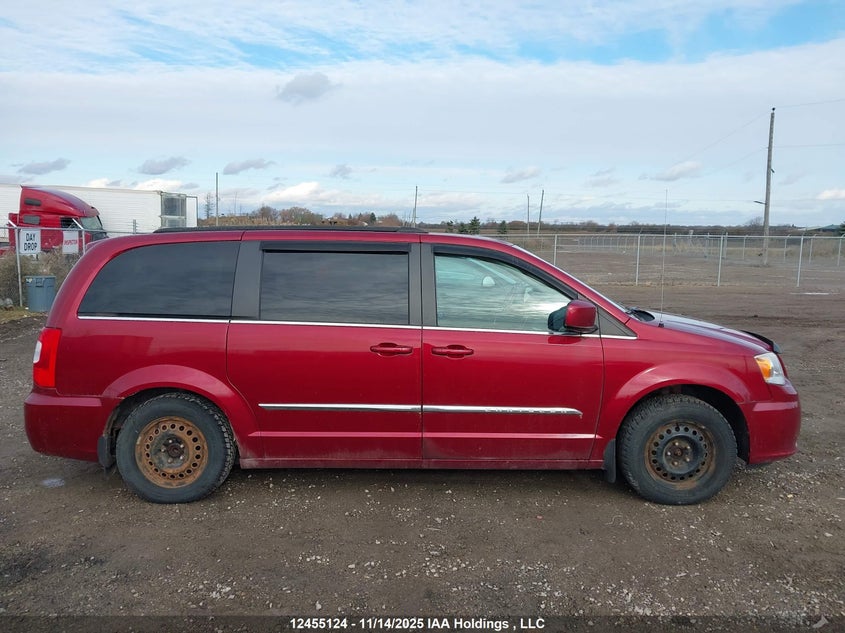 2A4RR5DG2BR603875 2011 CHRYSLER TOWN & COUNTRY photo no. 13