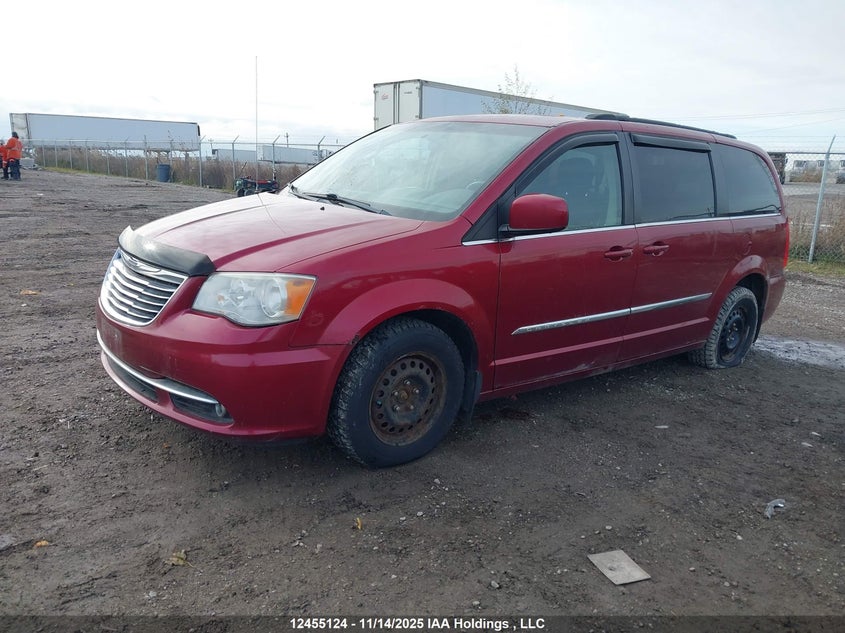 2A4RR5DG2BR603875 2011 CHRYSLER TOWN & COUNTRY photo no. 2