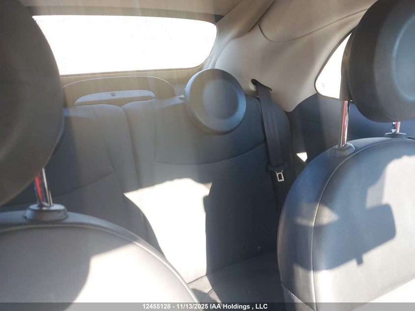 3C3CFFDR8CT120311 2012 FIAT 500 photo no. 8