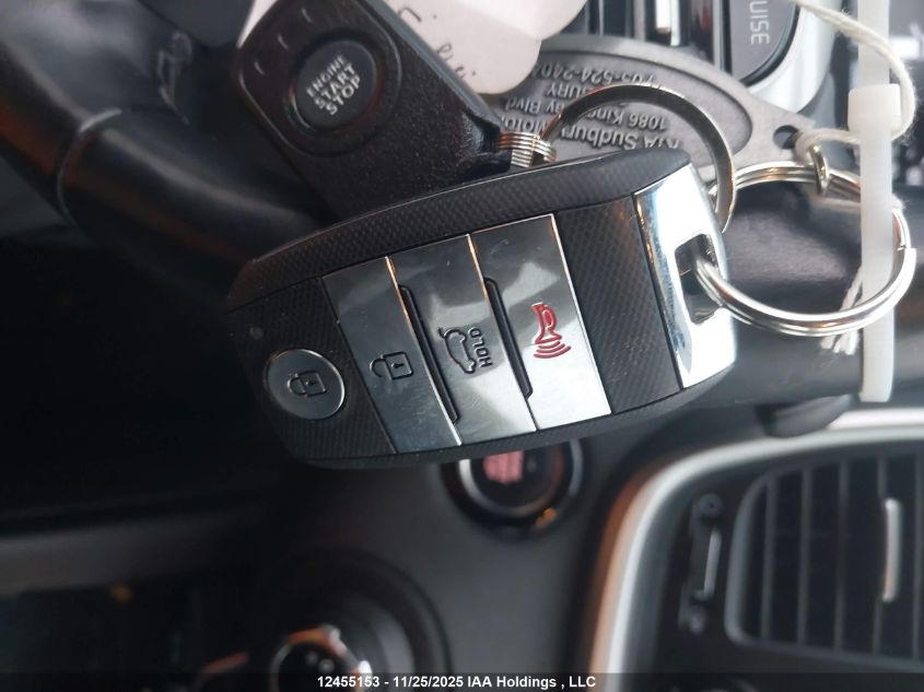 2019 Kia Sorento 2.4L Lx VIN: 5XYPGDA30KG587632 Lot: 12455153