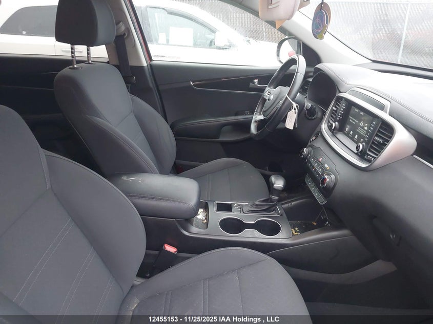 5XYPGDA30KG587632 2019 KIA SORENTO photo no. 5