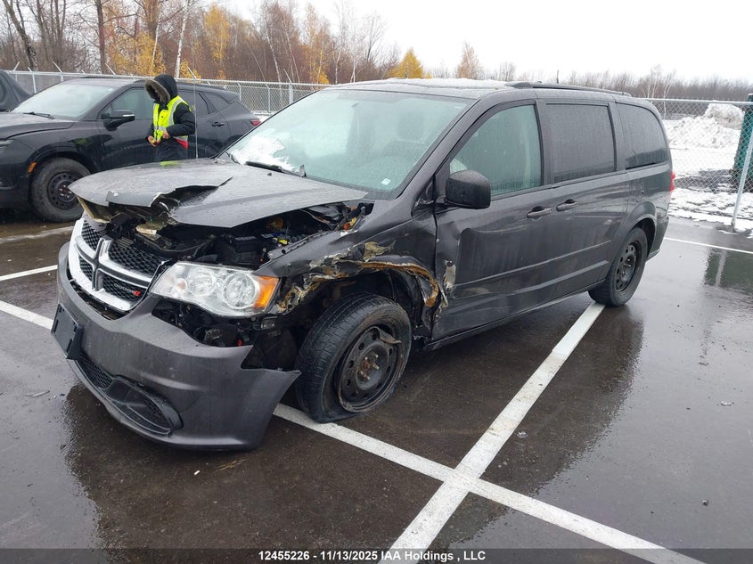 2C4RDGBG3GR393877 2016 DODGE CARAVAN photo no. 2