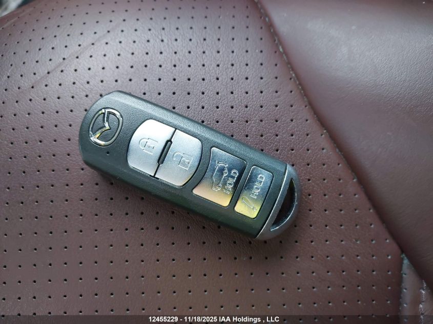 2018 Mazda Cx-9 Signature VIN: JM3TCBEYXJ0207700 Lot: 12455229