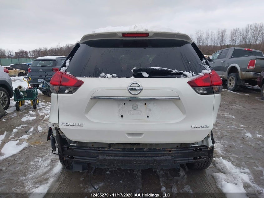 5N1AT2MV8HC740088 2017 NISSAN ROGUE photo no. 16