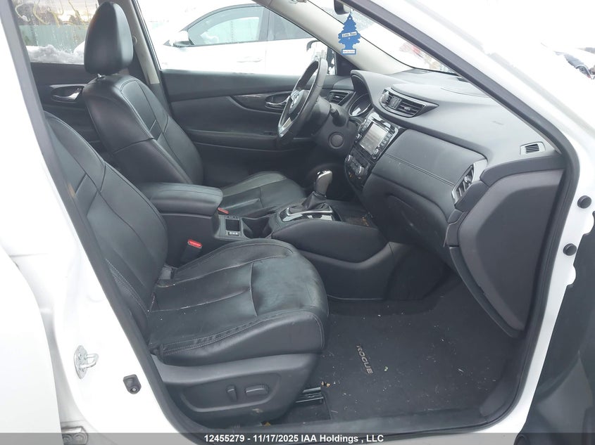 5N1AT2MV8HC740088 2017 NISSAN ROGUE photo no. 5