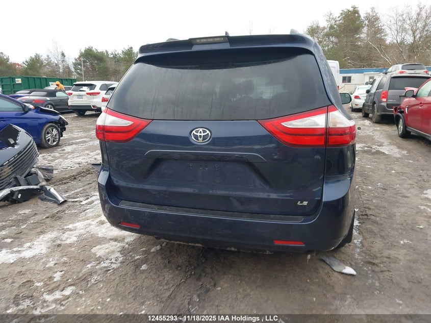 5TDKZ3DC2KS992632 2019 TOYOTA SIENNA photo no. 17