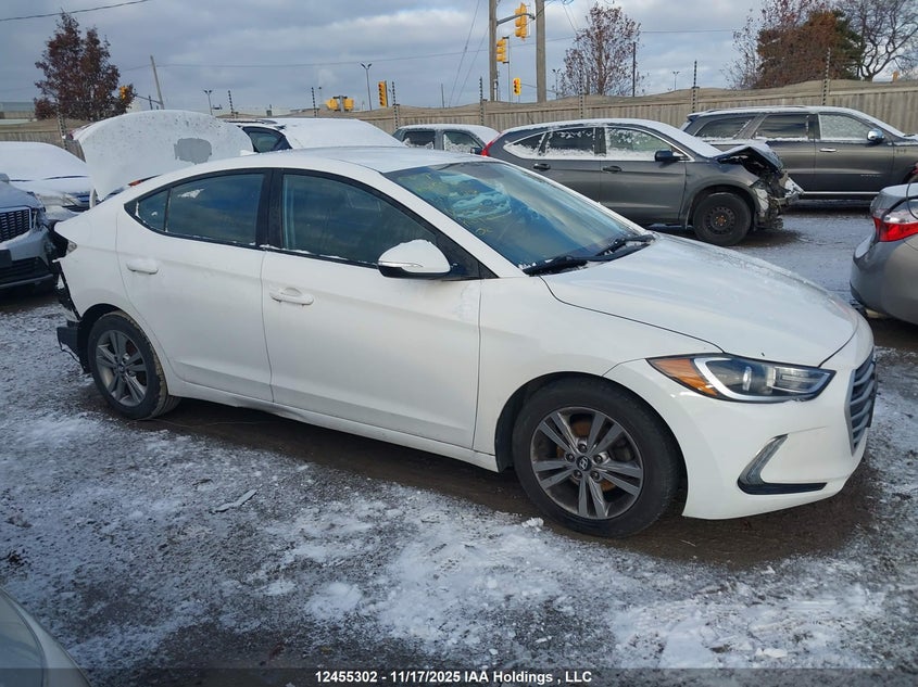 KMHD84LF4JU668827 2018 HYUNDAI ELANTRA photo no. 13