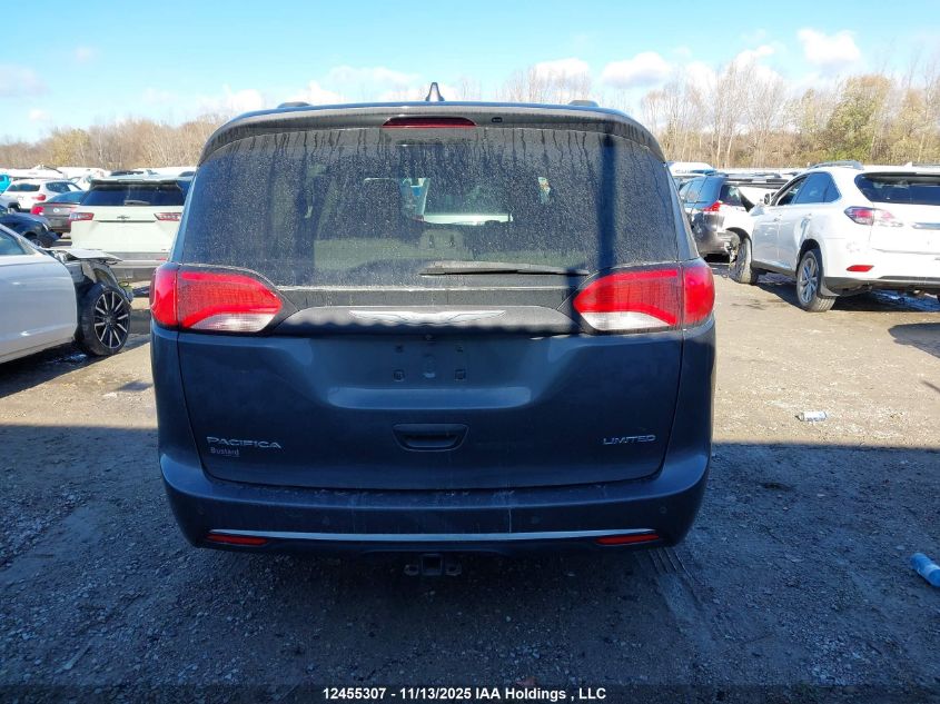 2017 Chrysler Pacifica Limited VIN: 2C4RC1GG7HR533018 Lot: 12455307