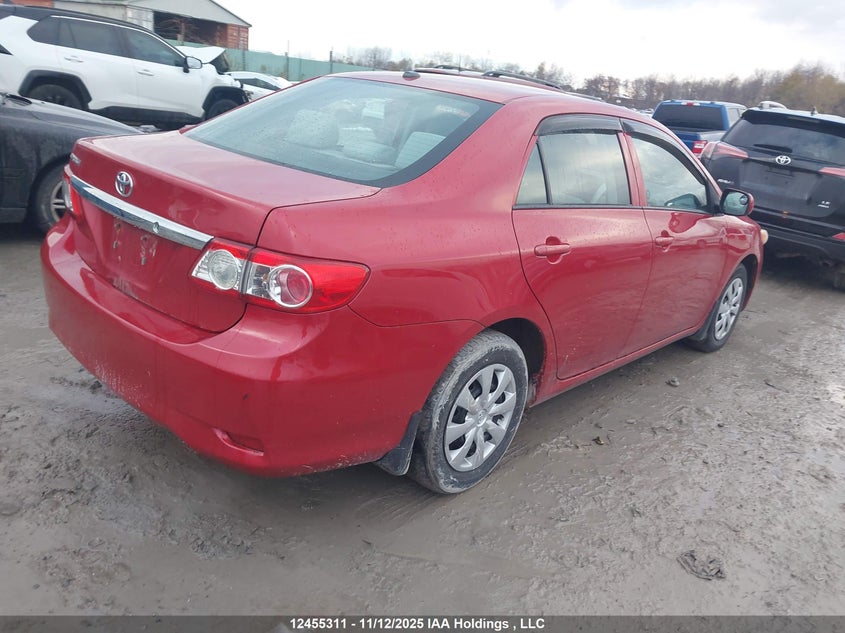 2T1BU4EE2DC050063 2013 TOYOTA COROLLA photo no. 4