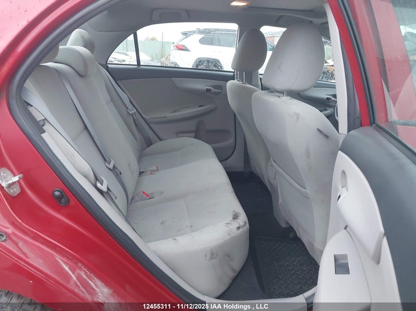 2T1BU4EE2DC050063 2013 TOYOTA COROLLA photo no. 8