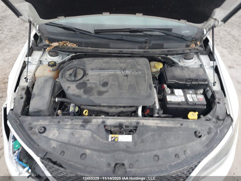 2016 Chrysler 200 C VIN: 1C3CCCCG5GN187204 Lot: 12455329