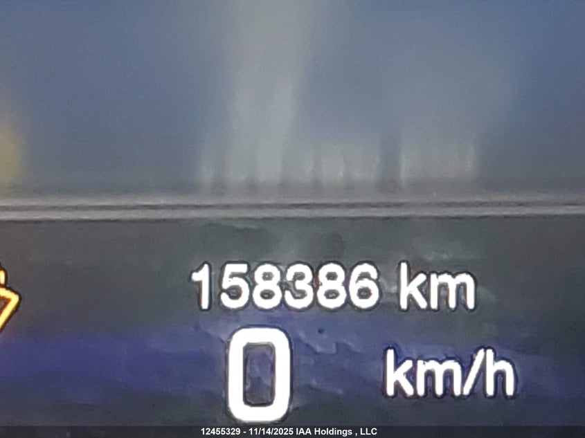 2016 Chrysler 200 C VIN: 1C3CCCCG5GN187204 Lot: 12455329