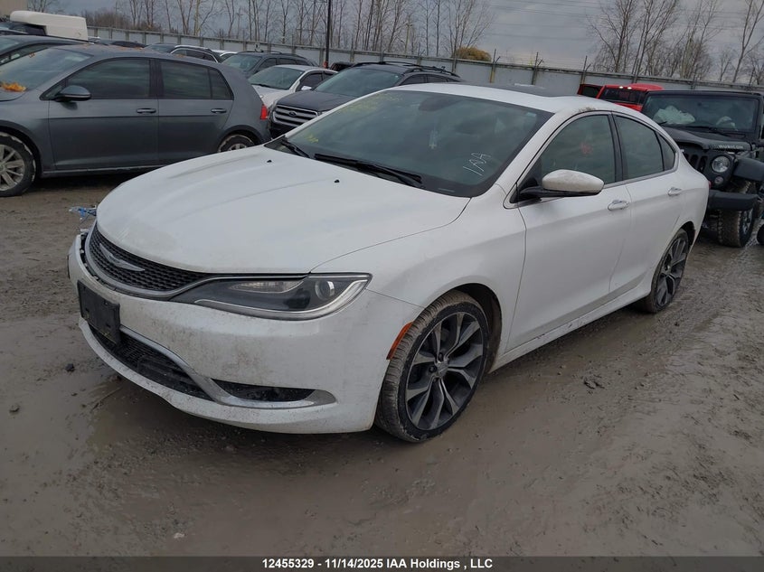 1C3CCCCG5GN187204 2016 CHRYSLER 200 photo no. 2