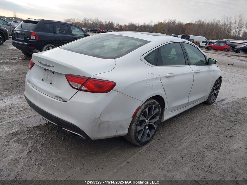 1C3CCCCG5GN187204 2016 CHRYSLER 200 photo no. 4