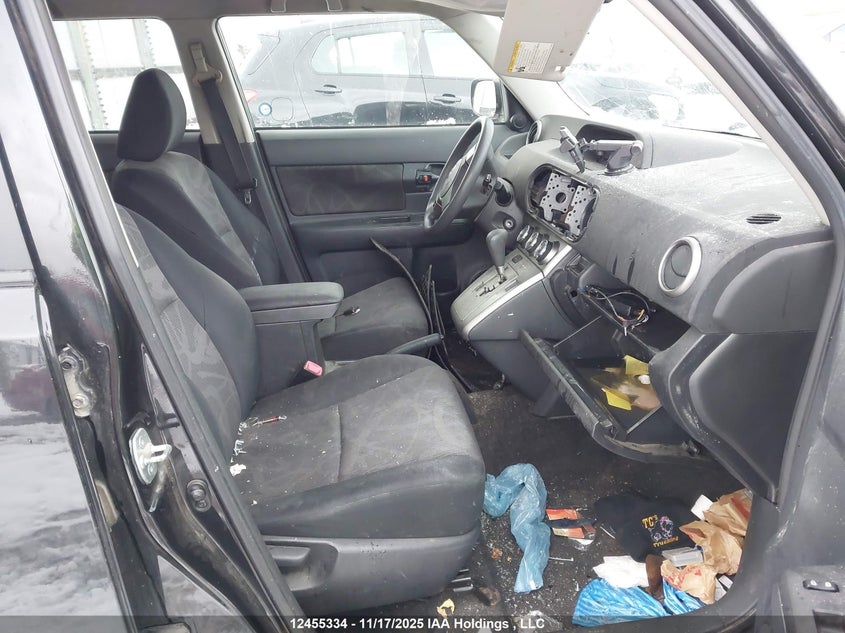 JTLZE4FE6EJ051043 2014 TOYOTA  photo no. 5