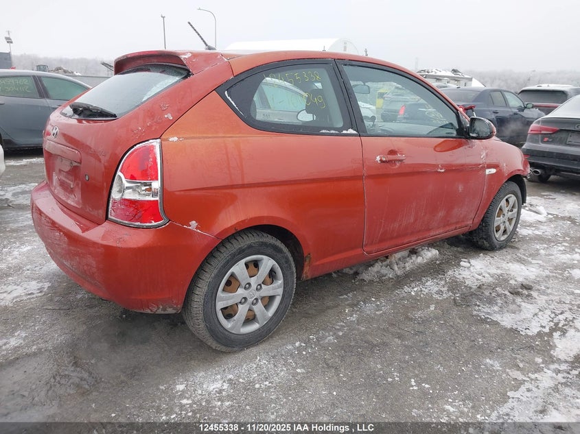 KMHCN35C38U101049 2008 HYUNDAI ACCENT photo no. 4