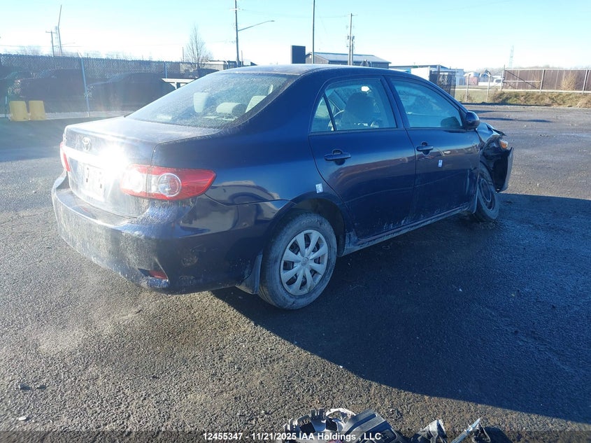 2T1BU4EE8DC046552 2013 TOYOTA COROLLA photo no. 4