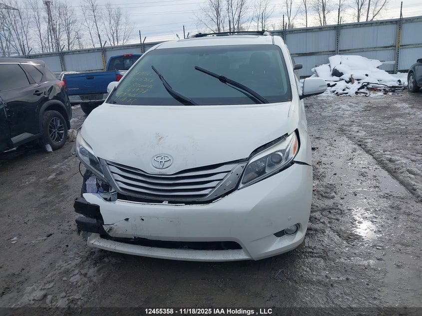 5TDDZ3DC8HS169978 2017 TOYOTA SIENNA photo no. 13